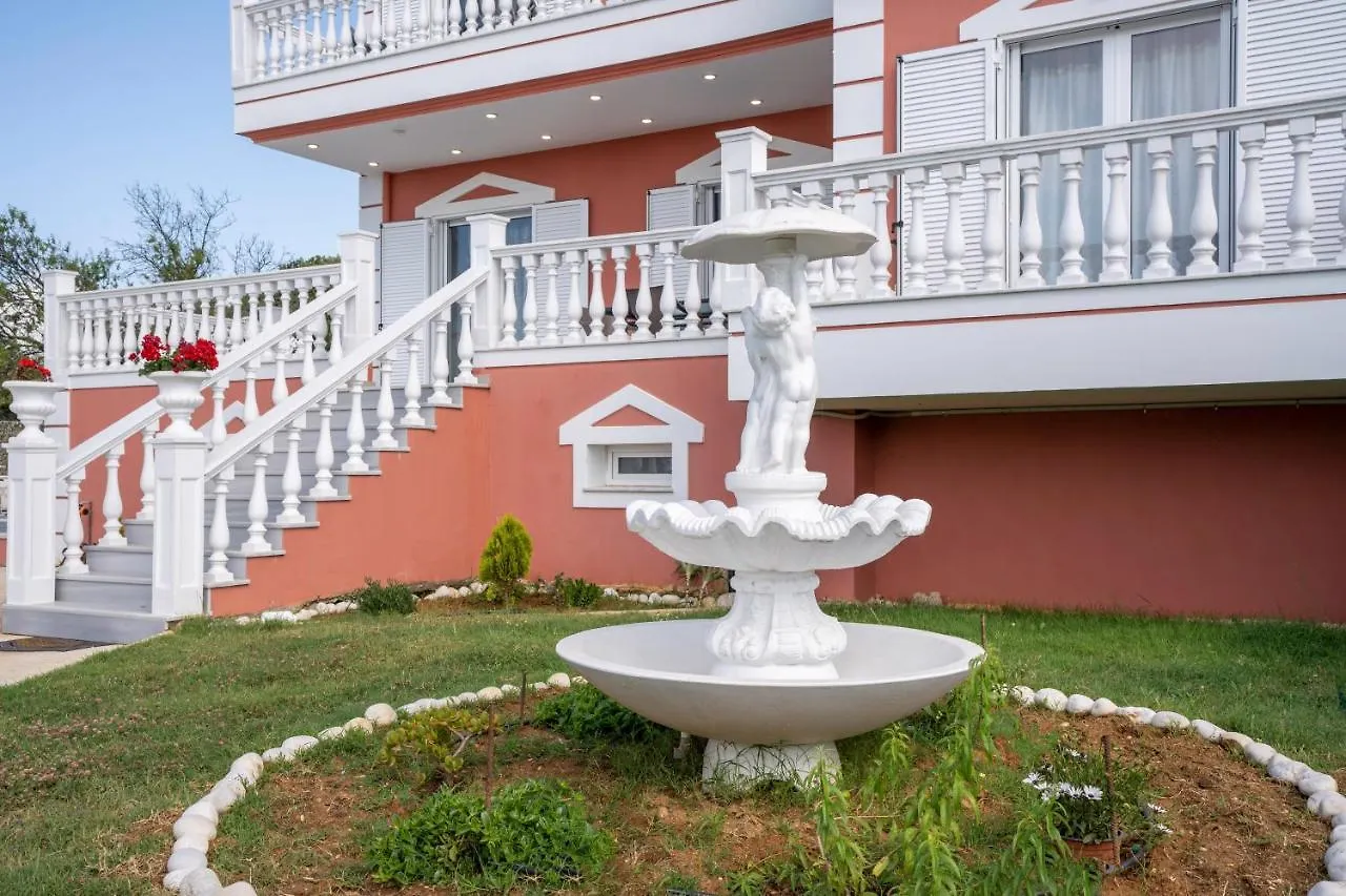Five Stars Villa Skala